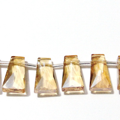 Briolete sticla, trapezoidale, aurii, 8~11x20x5mm