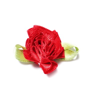 Floare satin rosie, lucrata manual, 33x27x12mm