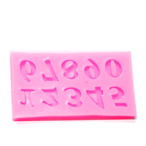 Forma modelaj din silicon roz 59x32x4mm, forme numere 10x8mm