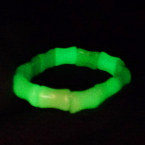 Bratara piatra sintetica fosforecenta, verde, 12 bc de 16x12x5~7mm