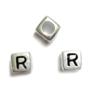 Margele alfabet, plastic argintiu, cubice 6x6x6mm, litera R