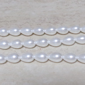 Perle sticla, albe, lacrima 7x5mm