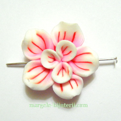 Margele polymer, floare alb cu roz, 24mm