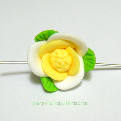 Margele polymer, floare alb cu galben, 15mm