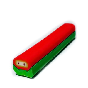 Bete fimo verde cu rosu, 10mm, lungime: 5cm