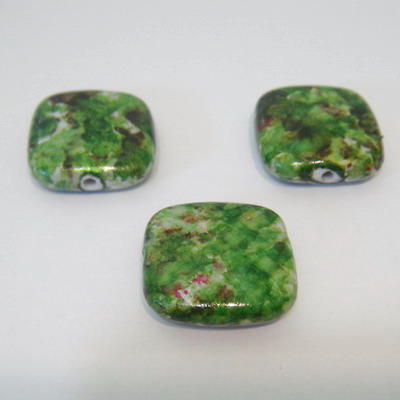 Margele plastic verde-pastel 17x17mm