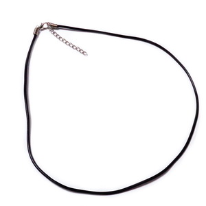 Snur silicon negru cu inchizatoare, grosime 2mm, lungime 44cm+lant prelungire