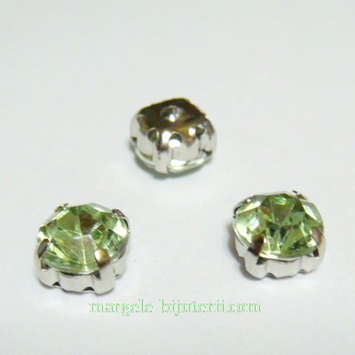 Margele montee rhinestone, plastic, verde deschis, 8x8x6mm