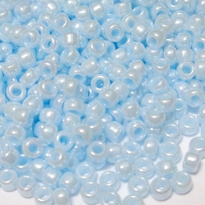 Margele TOHO, rotunde  11/0 : Opaque-Lustered Pale Blue