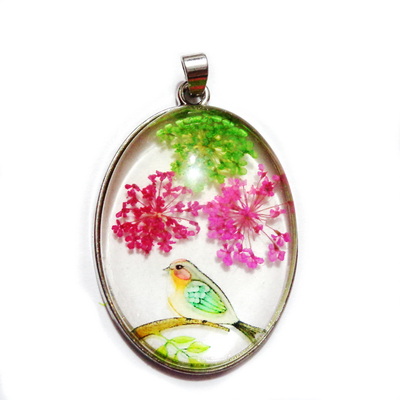 Pandantiv  metalic, 52x32x9mm, cabochon sticla 40x30mm, flori multicolore, model 5