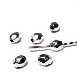 Margele argintiu antichizat , ovale, fatetat, 4x3.5mm
