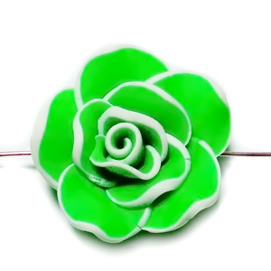 Margele polymer, floare verde-lime cu contur alb, 23~25x11mm