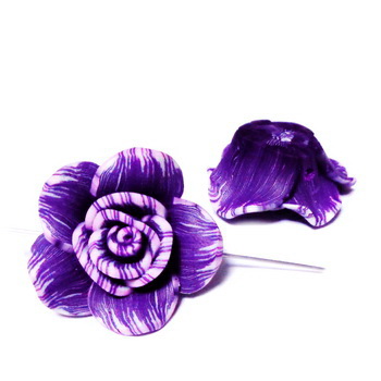 Margele polymer, floare violet cu alb, 29~31x13~15 mm