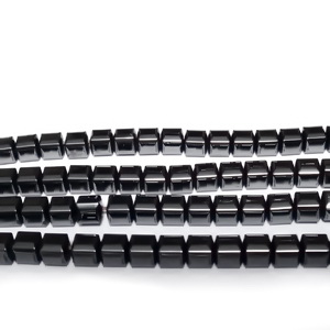 Hematit negru, cubic cu muchiile tesite, 4x4x4mm 1 buc