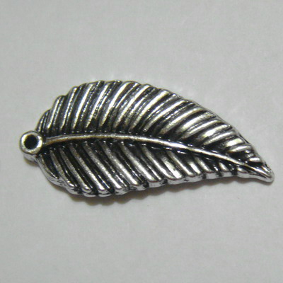 Pandantiv argintiu antichizat, frunza, 35x17mm