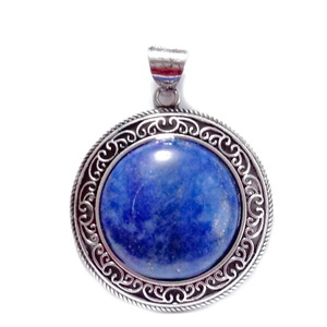 Pandantiv argintiu antichizat 55x41mm cu cabochon Lapis Lazuli de 25mm