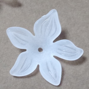Flori acrilice, frosted, albe, 29x7mm 1 buc