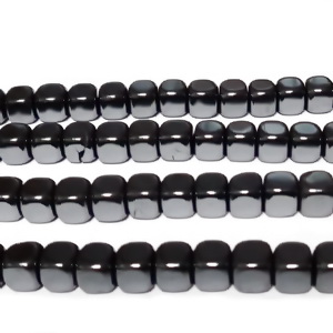 Hematit negru, cubic cu muchiile rotunjite, 4x4x4mm 1 buc