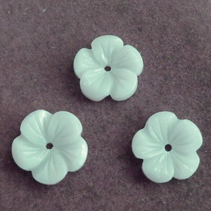 Flori plastic, crem deschis, 11.5x12x3mm 1 buc