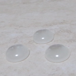 Cabochon rasina, imitatie ochi de pisica, alb, 10x3.5mm 1 buc