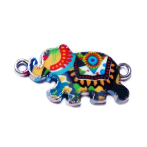 Pandantiv metalic emailat, argintiu cu turcoaz-multicolor, elefant 14x26x2mm