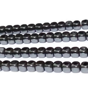 Hematit negru, cubice cu muchii tesite, 3x3x3mm 1 buc