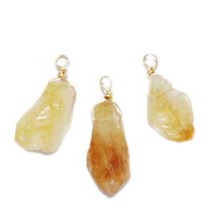 Pandantiv citrine cu sarma modelaj aurie, 15~18x8~13mm 1 buc