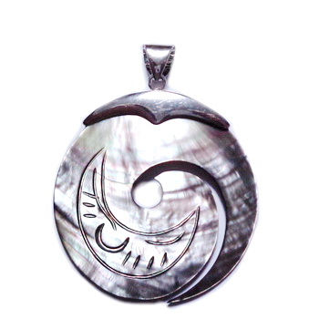 Pandantiv sidef, spirala cu accesoriu metalic, 64x45mm 1 buc