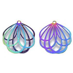 Pandantiv otel inoxidabil 201, IP(placat cu ioni) multicolor, floare 20x18x0.3mm
 1 buc