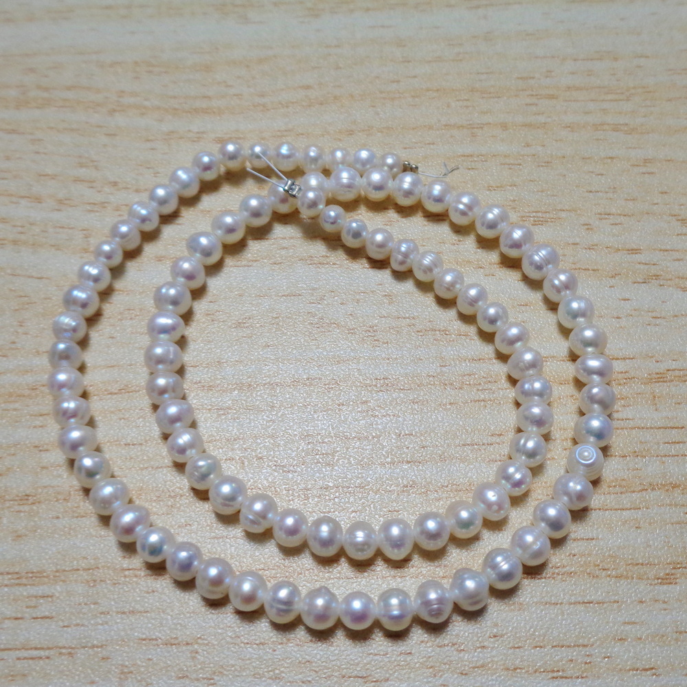 Perle de cultura alb-sidefat, 4~5x5~6mm-sir 89 buc(40cm) 1 buc
