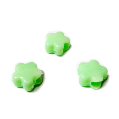 Margele plastic verde, floare 10x5.5mm