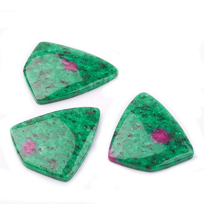 Pandanriv zoizit, triunghiular, 55~56x46~47x7mm
