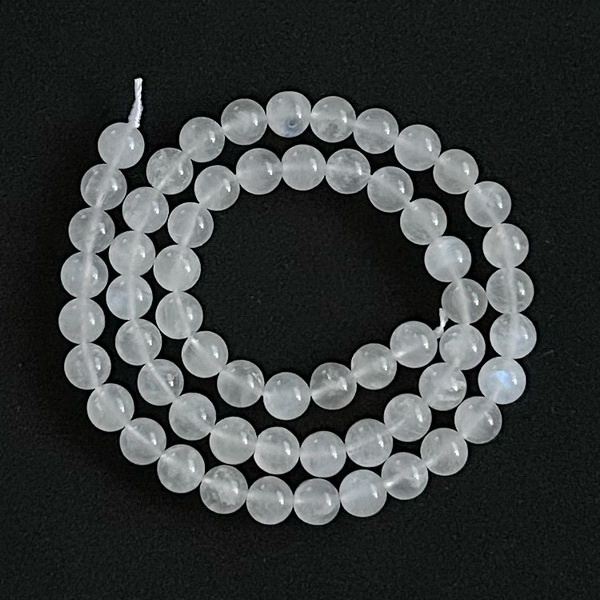 Piatra lunii curcubeu, alba, 6.5mm-sir 70buc 1 buc