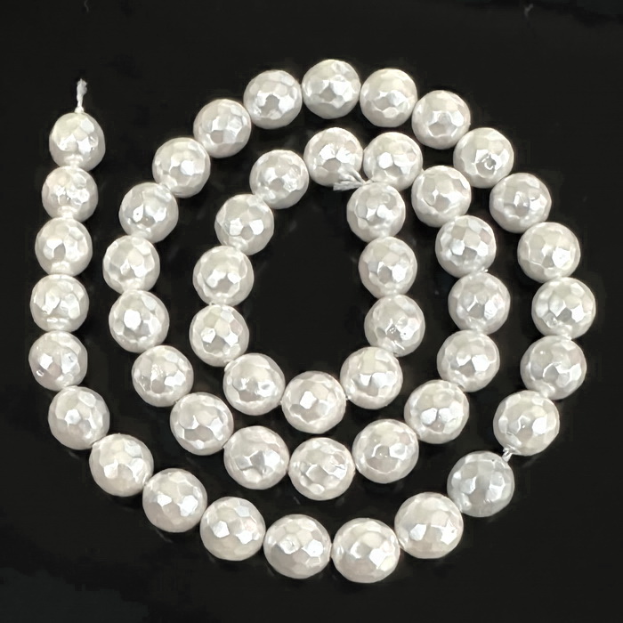 Perle stil Mallorca, albe, fatetate, 8 mm-sir 47 buc 1 buc