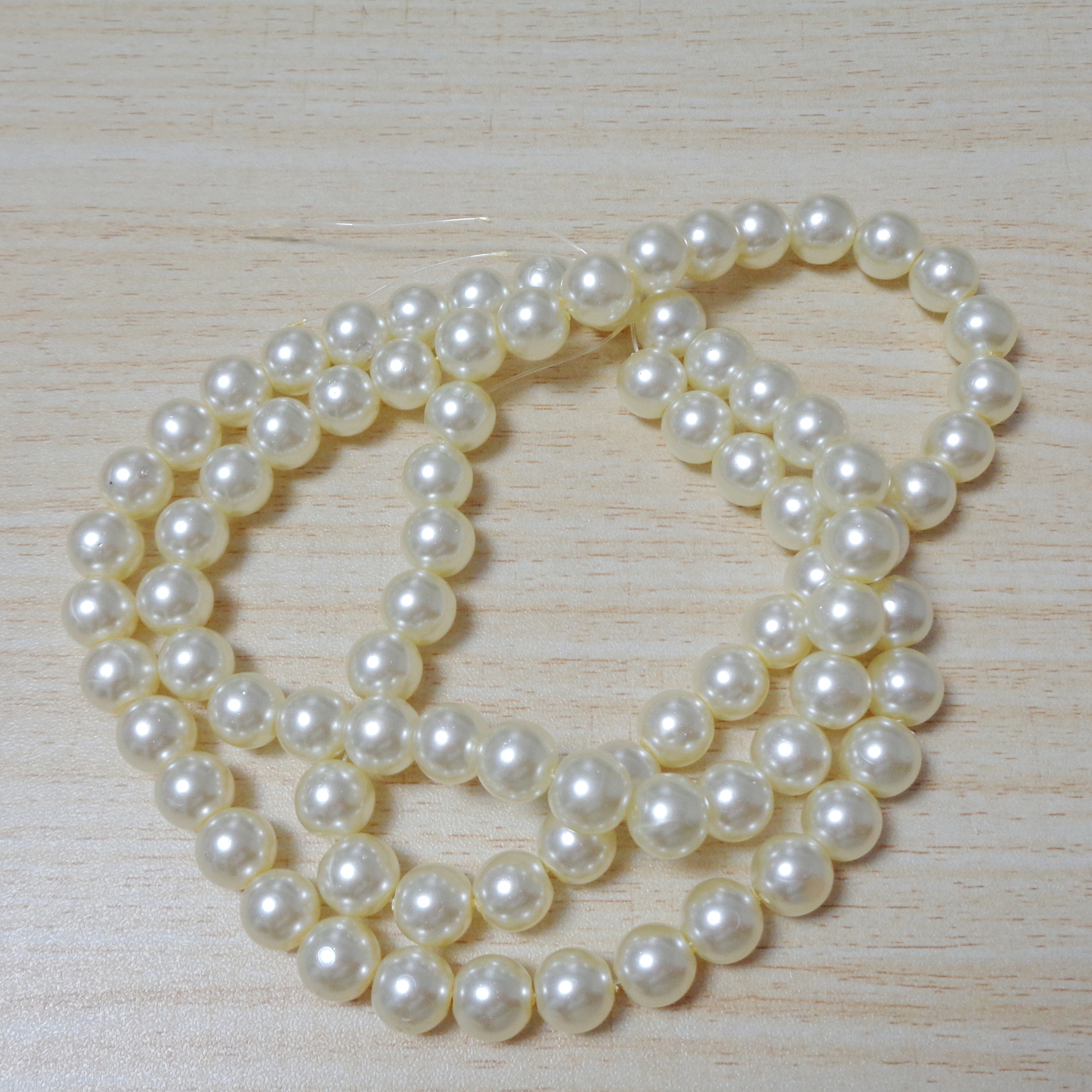 Perle sticla crem deschis 10mm-sir aprox 80 buc 1 buc