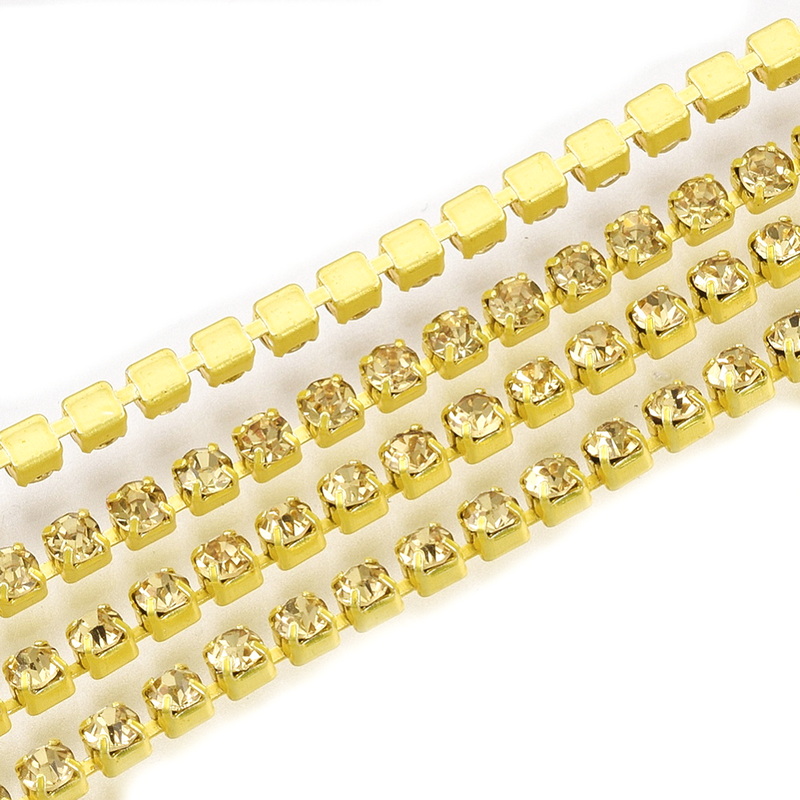 Margele montee rhinestone, insiruite, sticla aurie pe baza portocalie, 2x2mm 1 m