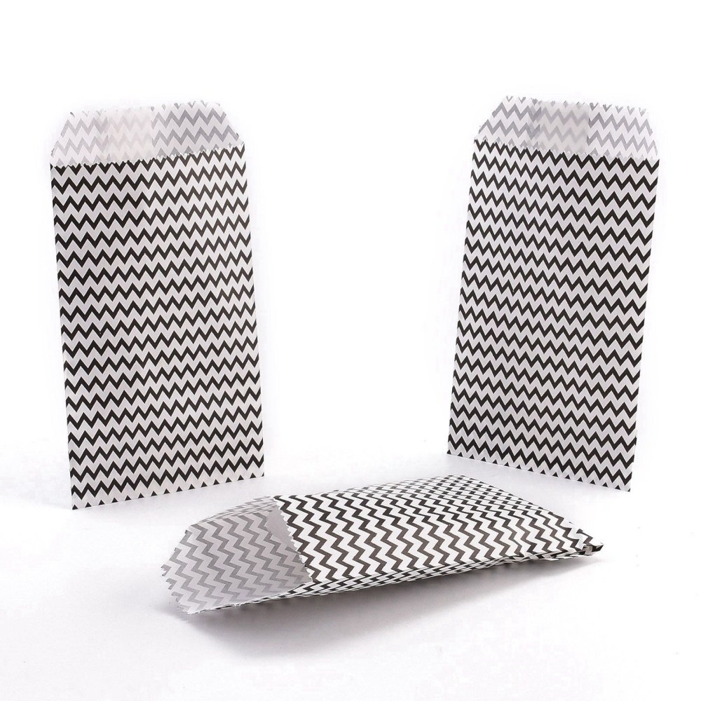 Pungi hartie kraf cu clapeta, alb cu negru, 15x8.3x0.2cm-100 buc 1 buc