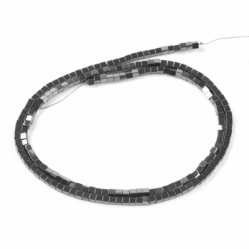 Hematit cubic 2x2x2mm, electroplacat negru-sir 163 buc 1 buc