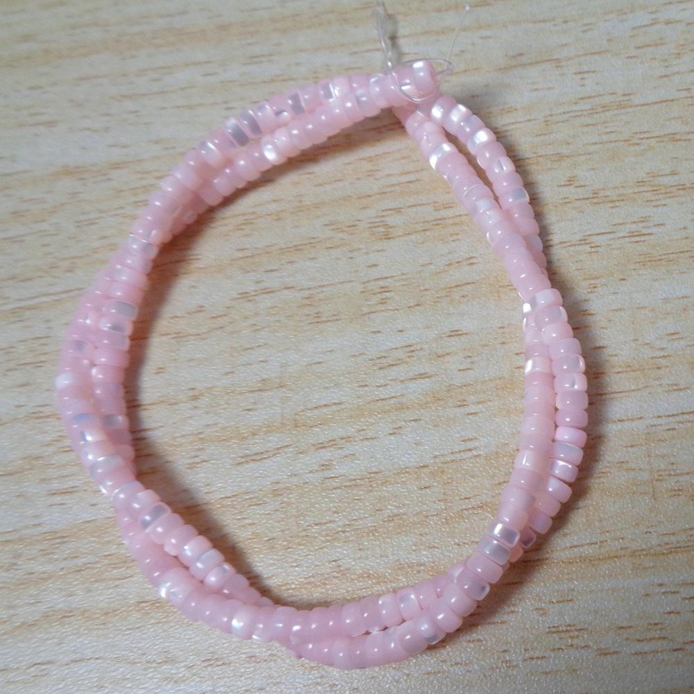 Sidef roz deschis, disc(Heishi), 4x2mm-sir 190 buc 1 buc