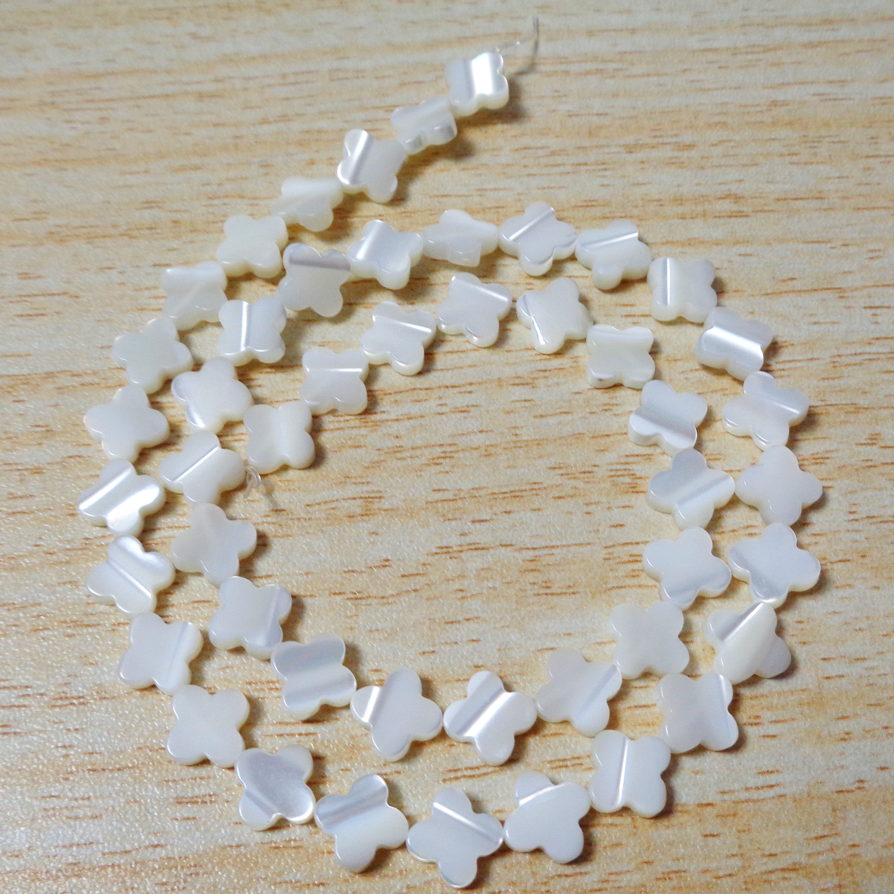 Sidef ocean alb, trifoi cu 4 foi 8.5x4.5mm-sir 48 buc 1 buc