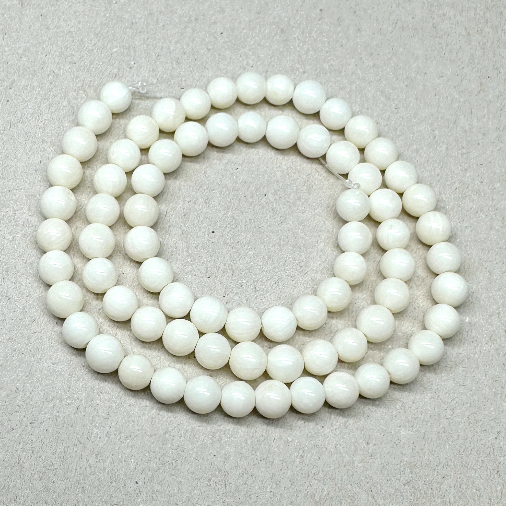 Coral crem, 6mm-sir 74 buc 1 buc