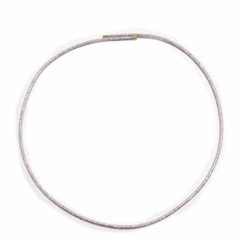Baza colier, magnetica, cu lurex argintiu, lungime 41cm, grosime 2.2mm 1 buc