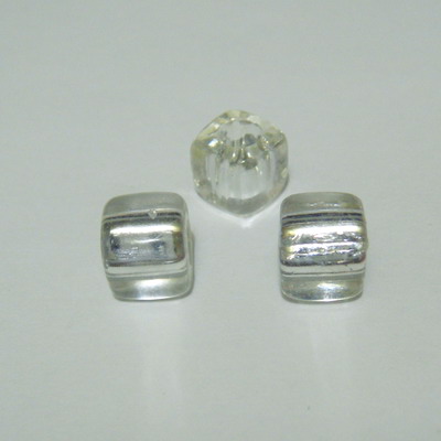 Margele plastic cubice argintii 7mm, orificiu 4mm