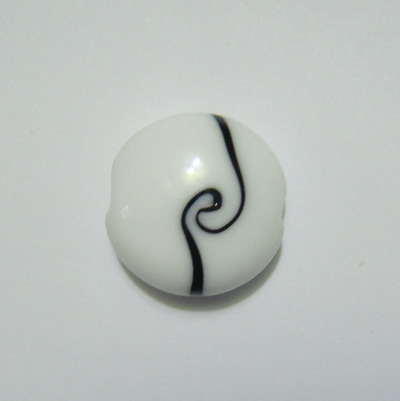 Margele sticla, lampwork, albe cu maro, 20mm