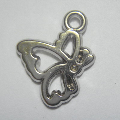 Pandantiv sintetic fluturas 16x16mm
