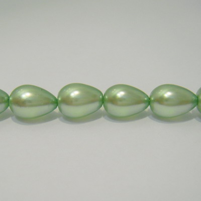 Perle sticla semitransparente lacrima verzi 11x8mm