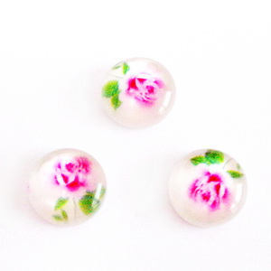 Cabochon din rasina, floare fucsia, 12x4mm